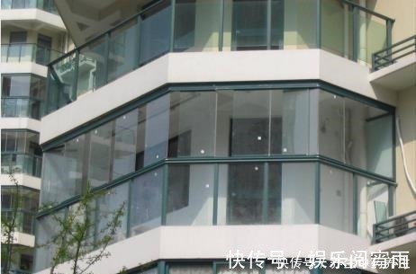 玻璃|封阳台不要傻傻用铝合金窗了,聪明人更爱装这种代替,后悔才发现!