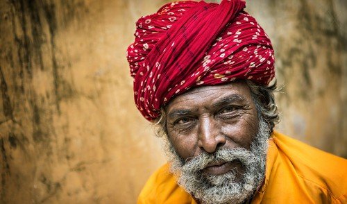 印度高种姓男人图片