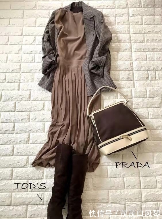 针织连衣裙 别找了,冬天最百搭的裙子还是“针织裙”,实穿气质不过时