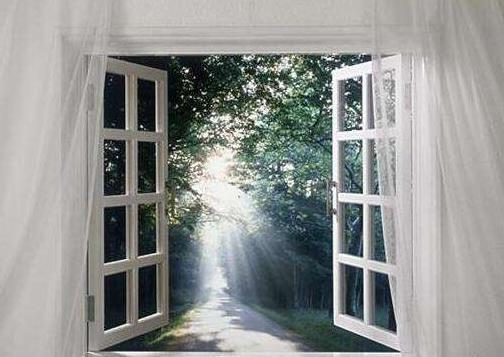 不应该做|早上起床后,你想先吃还是先喝水?营养师:3件事不要太“猛”!