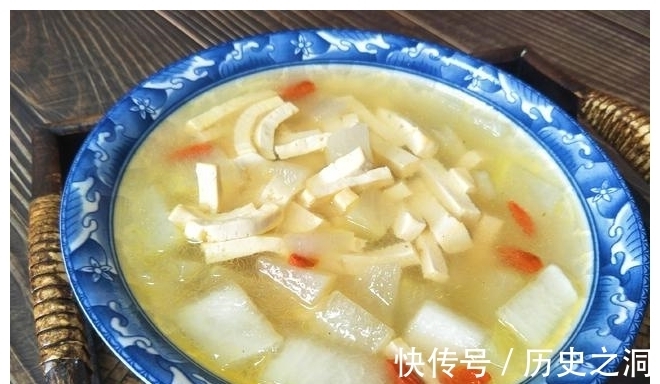 北豆腐|入秋后，冬瓜汤要多喝，多加2样食材，营养翻倍又鲜美