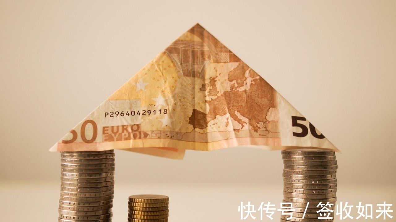 年轻人|手上有存款30万，买车和买房，到底选哪个？