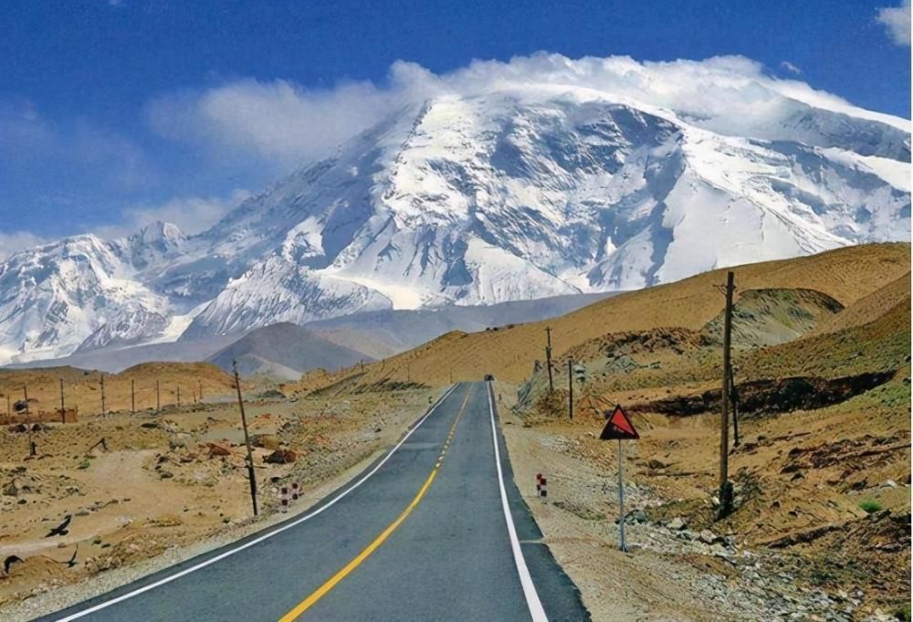  自驾旅行|世界第八大奇迹公路，1.5万人耗费十年修建，见证了中巴友谊情