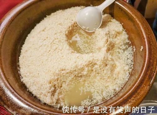 馒头|馒头教你这样做,不用酵母不加水,个个蓬松不塌陷,撕着吃更过瘾