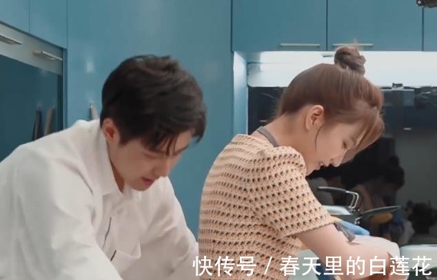 嘉賓|《心動(dòng)4》延播，霸總跟女博士偶像劇式系圍裙，程序員落單