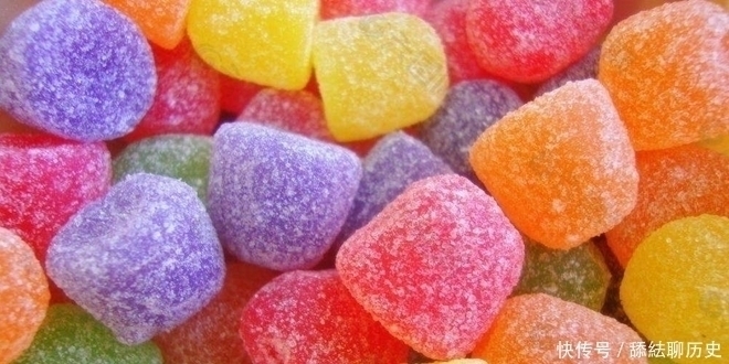 添加剂|儿科医生:这5种零食,儿科医生家都不碰的东西,家长们却不在意