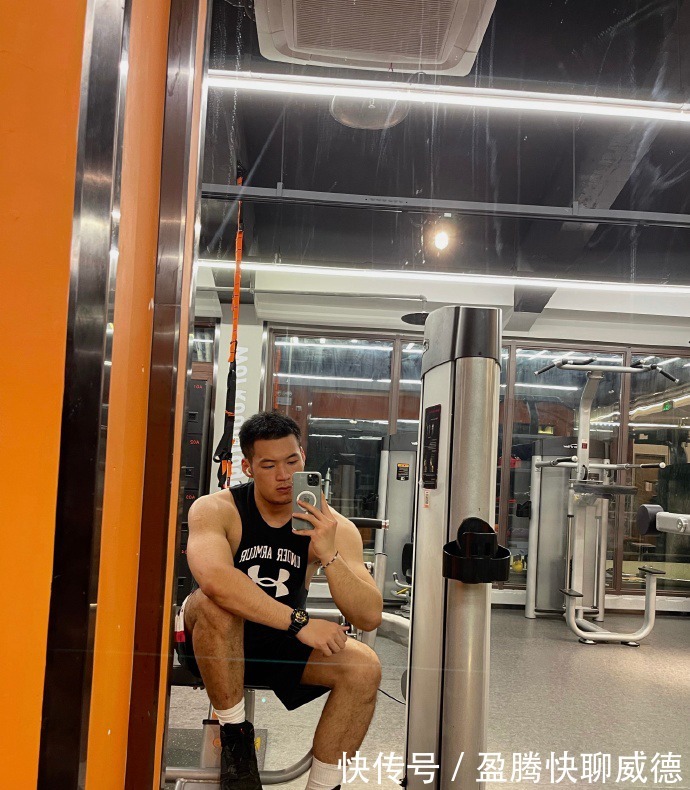 爆棚|又壮又帅的肌肉小哥,练就霸气麒麟臂,荷尔蒙爆棚,男友力十足!