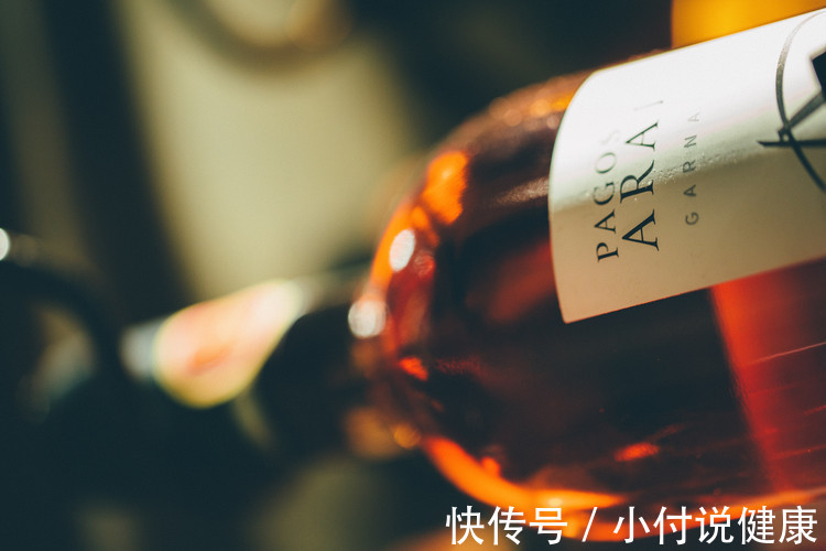 牛奶|天天补钙,为啥还缺钙?4种食物是钙的“克星”,可能你也爱吃