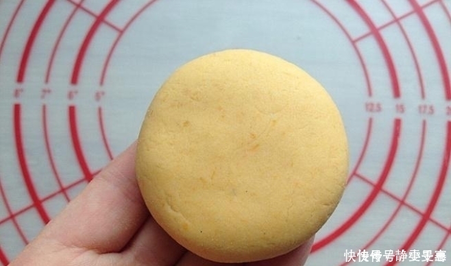 红薯怎么做才好吃,让大厨教你秘诀,内嫩外酥,家人都爱吃