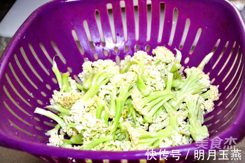 可惜|西红柿的黄金搭档不是鸡蛋,和它一起吃,营养更高,不懂可惜