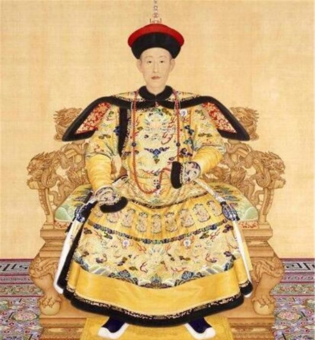  清朝|乾隆皇帝“真容”，被意大利画家偷偷画下，和人们想的有很大差距