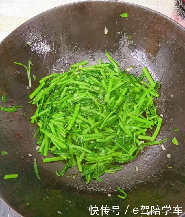 它是“肠道推粪机”,润肠通便,吃一次排空宿便,轻松又舒坦!