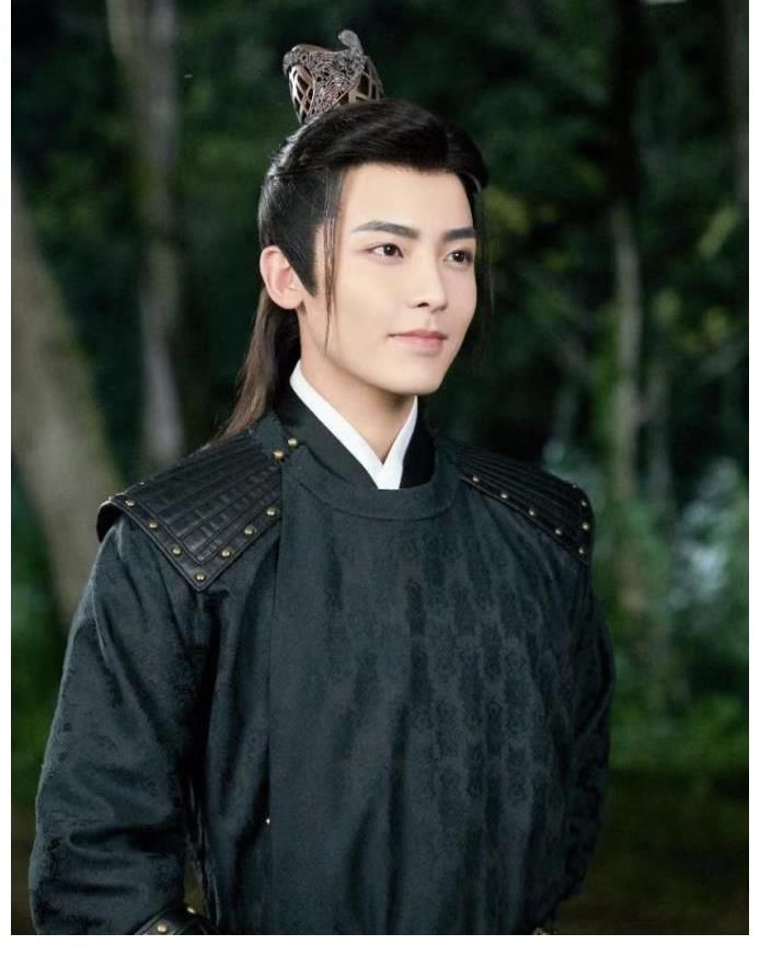 小花|《护心》开机,周也侯明昊首次上演仙侠剧