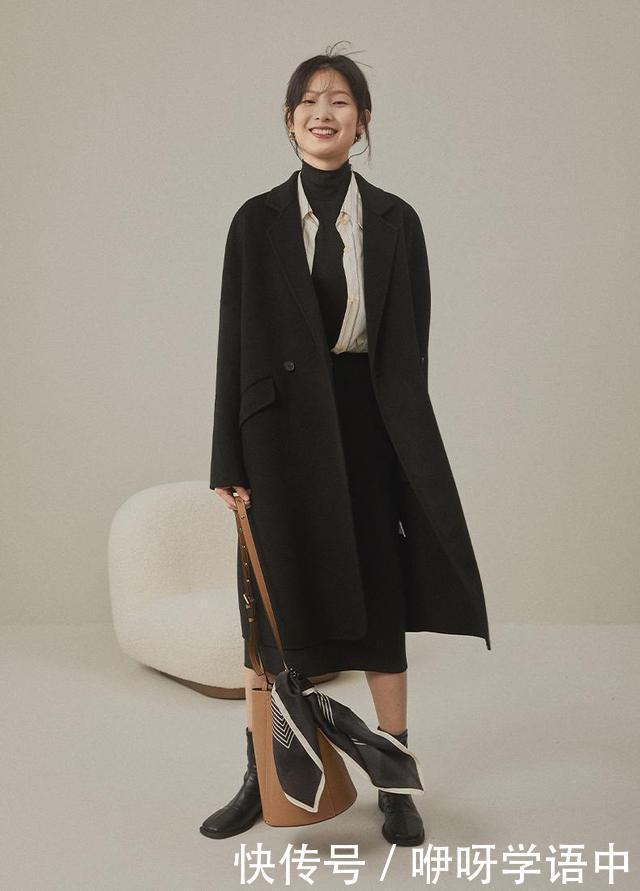 初冬不要随便穿大衣,今年流行“大衣+高领”,好温暖时髦!