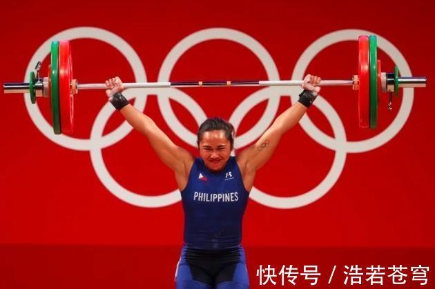 哈里|击败中国选手,她为祖国拿下第一枚金牌,总统:整个民族为你骄傲