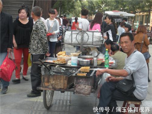 早餐吃得要像“皇帝”?营养师提醒:吃3类食物,还不如不吃更好