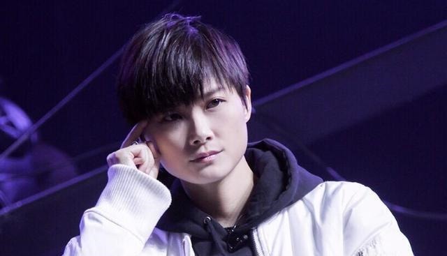 自認(rèn)為自己很紅,當(dāng)上導(dǎo)師之后卻耍大牌,這樣的下場太可惜