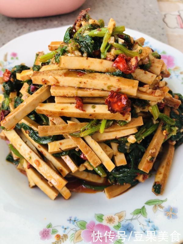  爽口|超级爽口下饭的家常凉拌豆干，上桌秒光