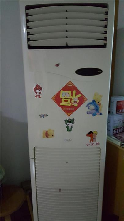 次卧|为什么孩子会指着空房间说“有人”?不是迷信,父母最好能知道