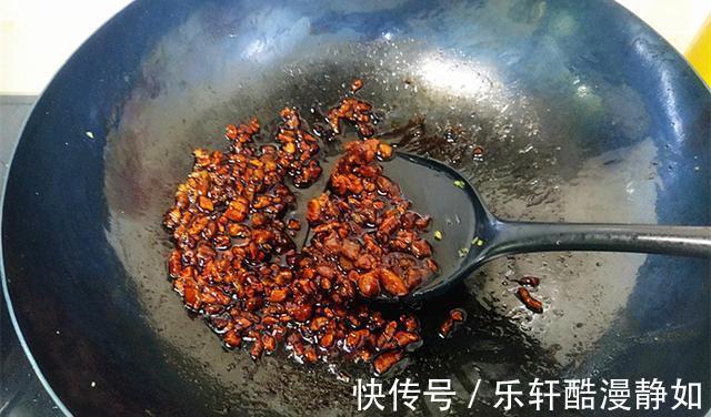 包菜|为啥在家做水煎包不如卖的好吃调馅有秘诀,掌握方法你也可以卖