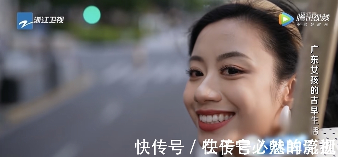 《好声音》刚开播就炸出冠军?这水平活该被8位导师疯抢