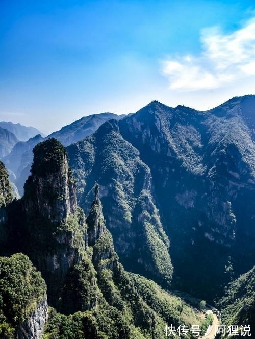 五言律诗！五言律诗一首：秋居黔岭