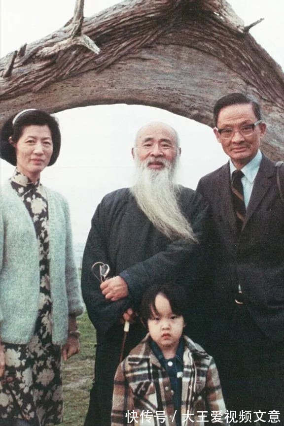 冷淡!曾正蓉她给丈夫的小老婆当保姆,11年后终于感动丈夫,生下一女