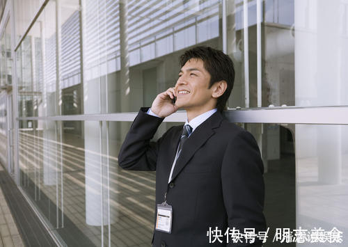 黑客|手机出现这4种情况,定要提高警惕,你的手机或许被人“监听”了