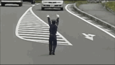 |搞笑GIF:姑娘 不行就别硬撑了 我看着都觉得尴尬