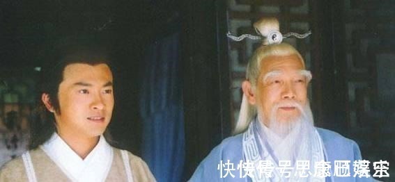 倚天屠龙记!倚天屠龙记中, 只有一人可以和张三丰平分秋色, 他徒弟早说出来了!