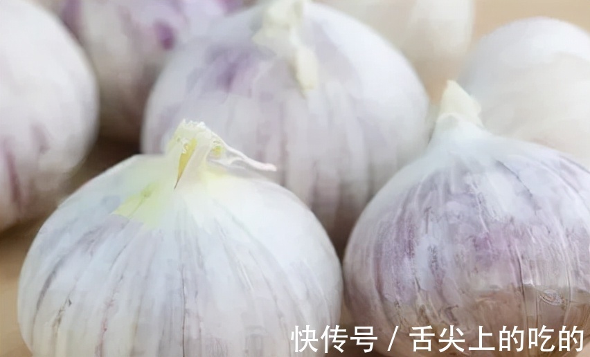独蒜|入秋后，少吃牛羊肉多吃它，简单一焖，鲜嫩入味，好吃又营养