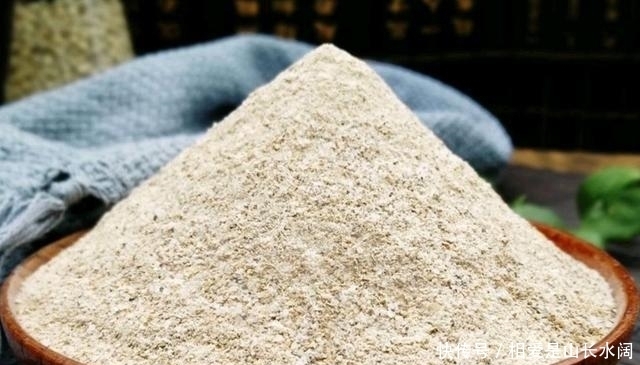 同样是胡椒,“黑胡椒”和“白胡椒”有啥区别?知道后别乱买了!