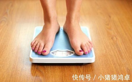 因素|让女人发胖的行为，除了吃得多，此因素也是根源，怪不得你长胖