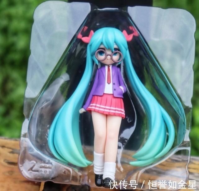手办|国内首款初音未来盲盒手办来袭,网友啥是盲盒