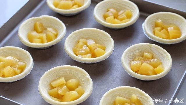黄桃|完爆肯德基的黄桃蛋挞,料足味美比鸡蛋羹还嫩滑,孩子一口气吃仨