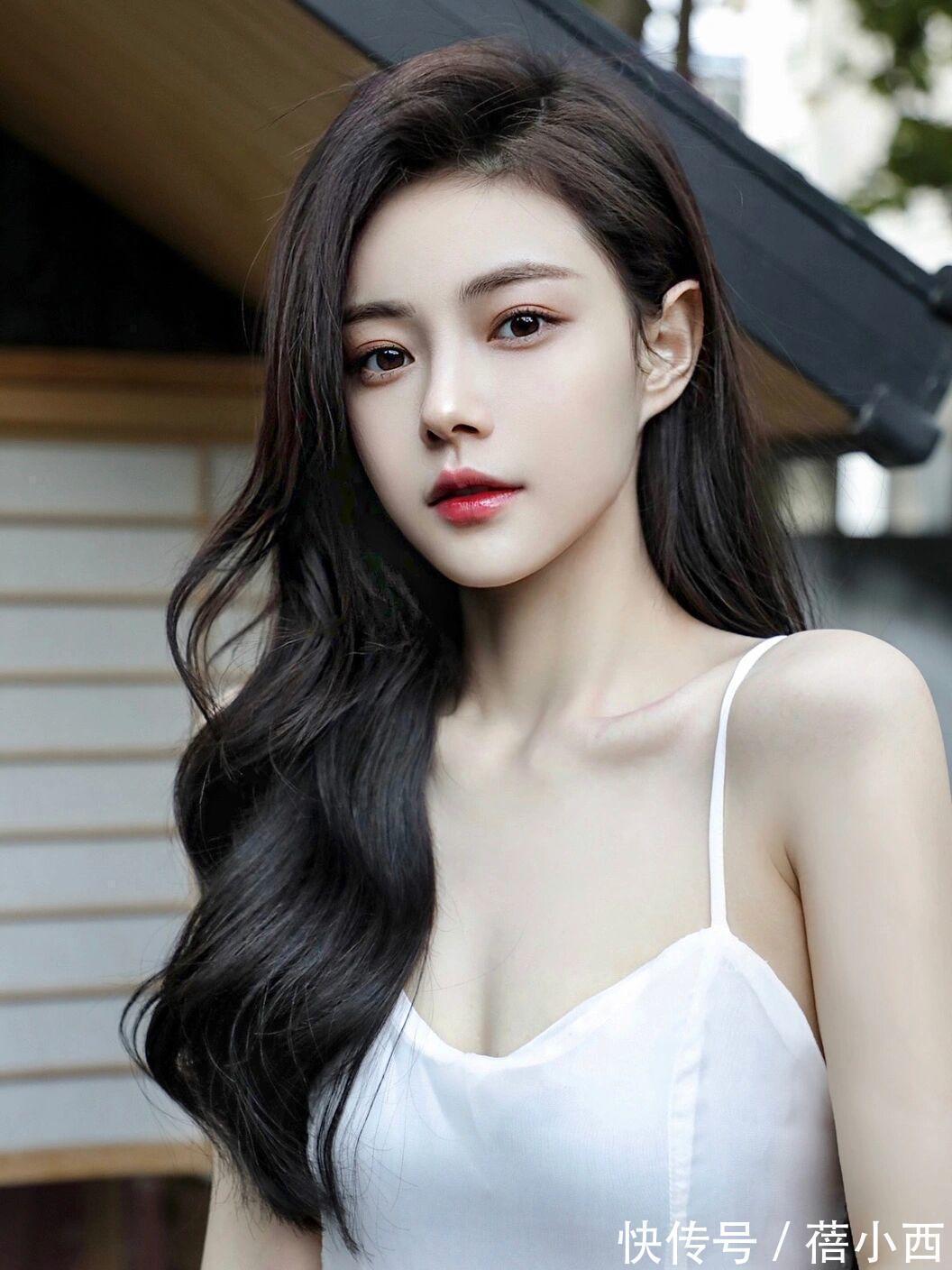 econ 推荐几个氛围感发型,chic又精致,这才是年轻女生该有的样子