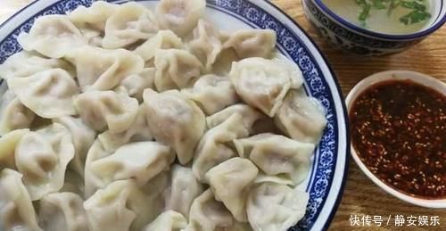 包萝卜饺子,这一步不能少,萝卜不出水,新鲜没怪味,孩子也爱吃