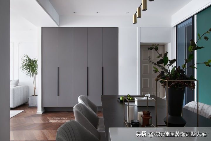 主卧|138m2简约三居，温暖精致，浪漫轻奢