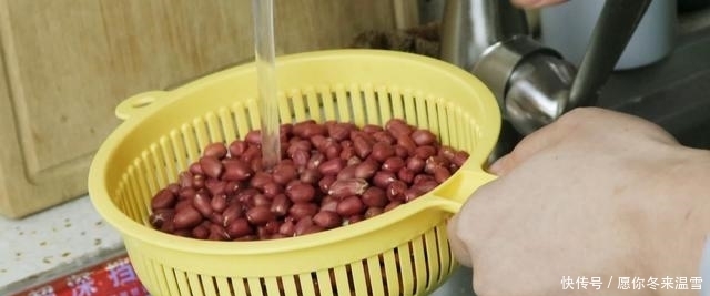 过年必备零食芝麻花生糖做法,无水无油无添加,做法简单超酥香