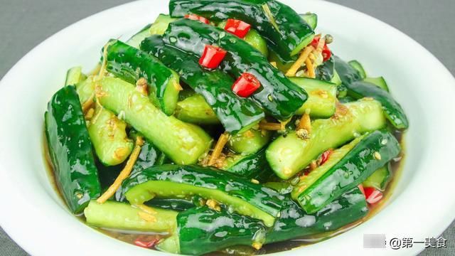 清脆|黄瓜不要直接拌，很多人都做错了，厨师长教你正确做法，清脆入味