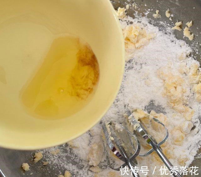 曲奇圣诞树-用尽你想象尽情的装饰!