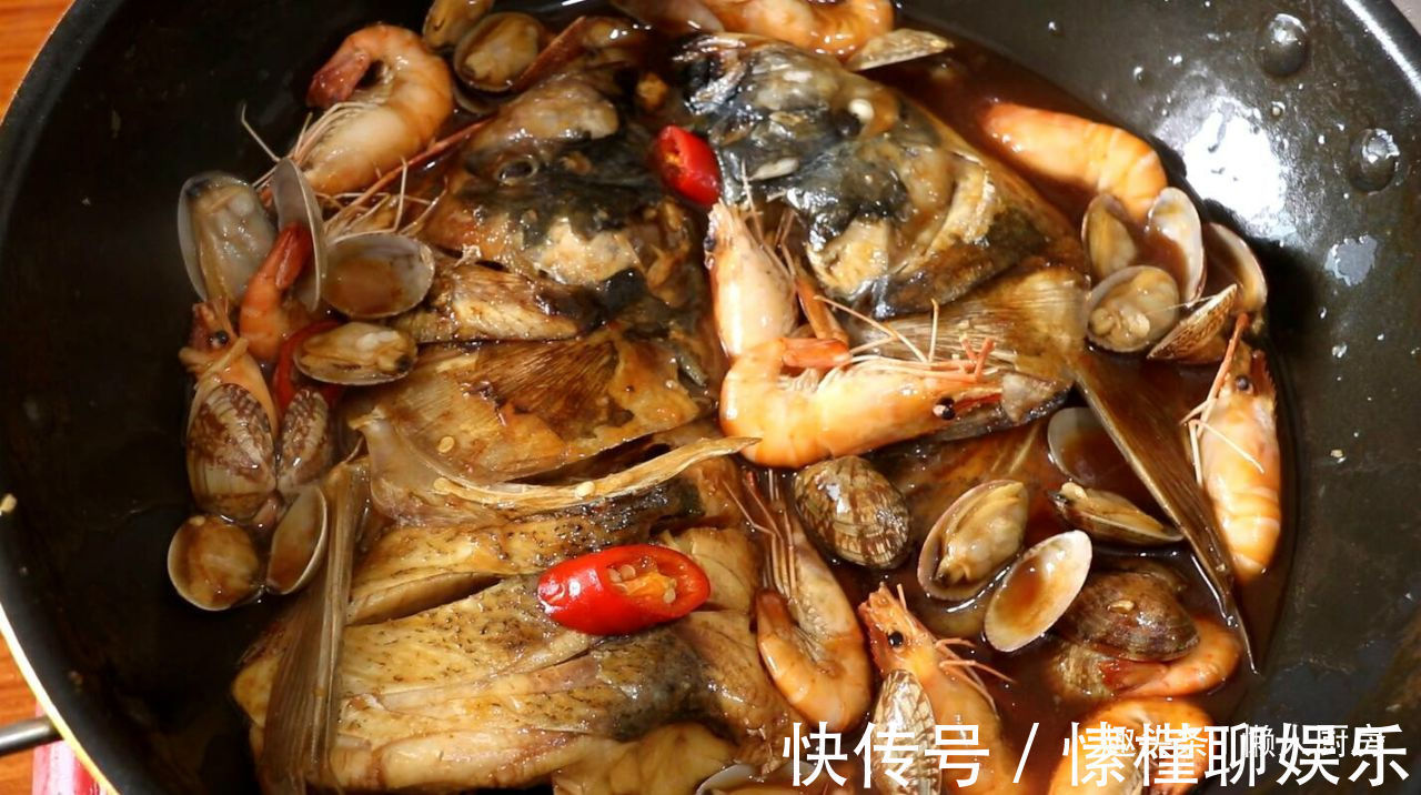 教你鱼头的特别做法,与剁椒鱼头有很大区别,更营养美味