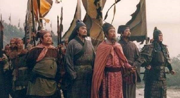 梁山@此人位列梁山五虎将,却阴狠歹毒反复无常,最后死无全尸算是报应