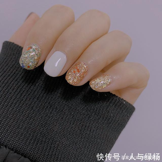 指甲|近期超火的韩系亮片美甲分享,闪闪惹人爱,换上你就是最亮的仔!