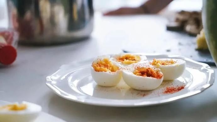 感冒不能吃鸡蛋？“发物”不利于伤口愈合？这份“忌口清单”，可能骗了你很多年