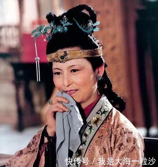 宝钗终于嫁给了宝玉,王夫人却后悔莫及,开始想念黛玉