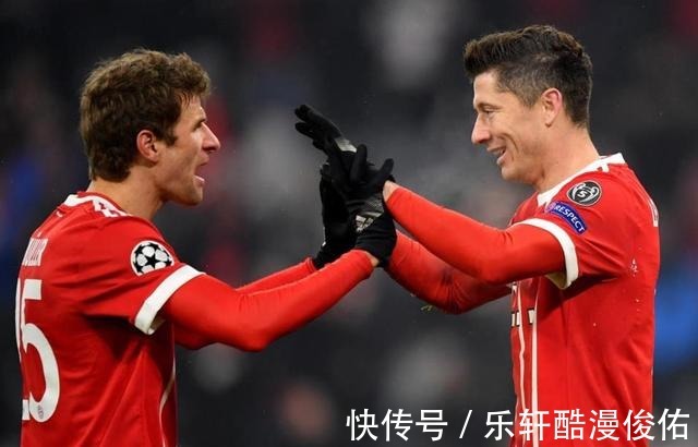 世界足球先生|莱万又输了世界足球先生梅西占尽优势,12项数据排名第一