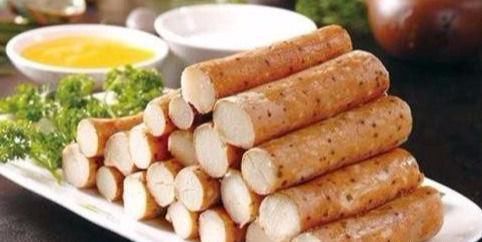 黄瓜|40岁女性可以多吃三种食物，补充营养、滋润肌肤，好处多多！