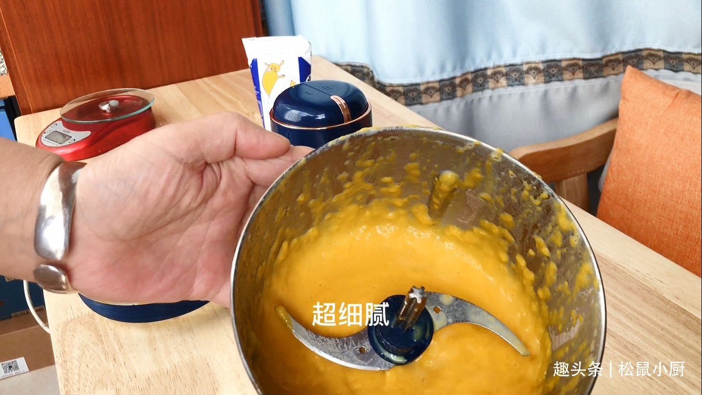 教你做一道适合减脂期吃的小零食，无油低卡清甜不腻，很简单