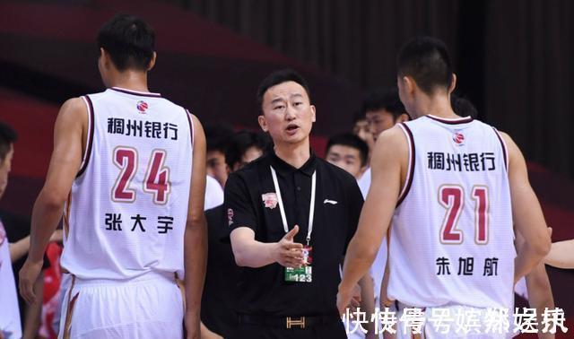 林书豪|CCTV5直播,京浙大战一触即发,三大后卫围堵吴前,究竟鹿死谁手